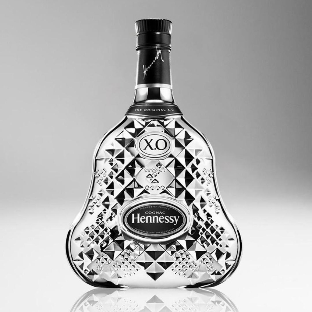 Hennessy XO Exclusive Collection 8 (VIII) 2015 by Tom Dixon Cognac - Silver